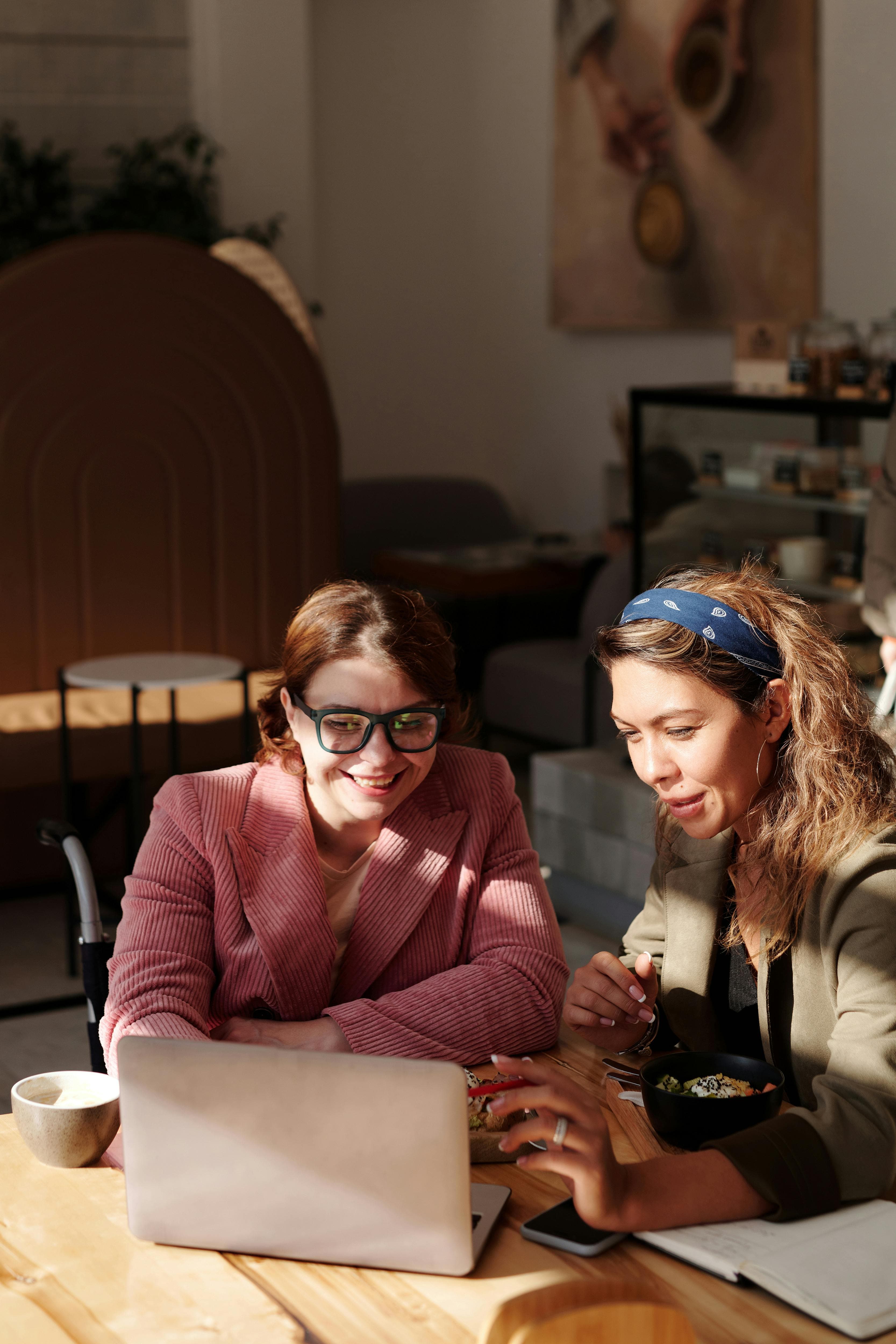 Remote employee meeting with a state-licensed notary in person for presence verification